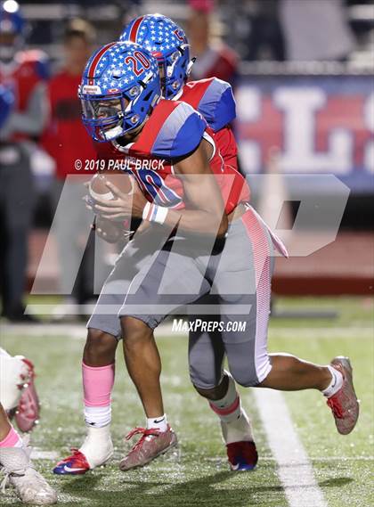 Thumbnail 1 in Westlake vs Hays photogallery.