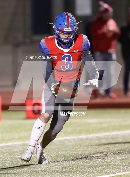 Thumbnail 2 in Westlake vs Hays photogallery.