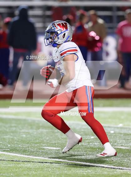 Thumbnail 1 in Westlake vs Hays photogallery.
