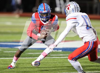 Thumbnail 1 in Westlake vs Hays photogallery.