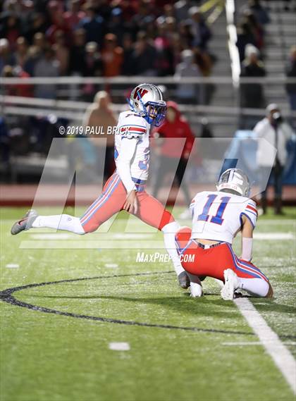 Thumbnail 1 in Westlake vs Hays photogallery.