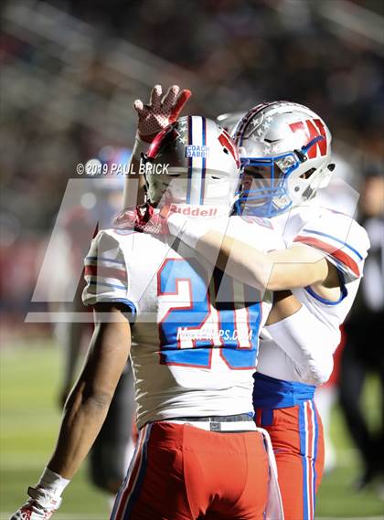 Thumbnail 3 in Westlake vs Hays photogallery.