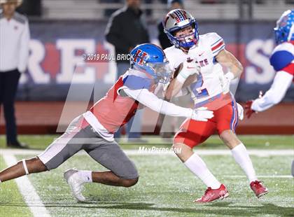 Thumbnail 1 in Westlake vs Hays photogallery.