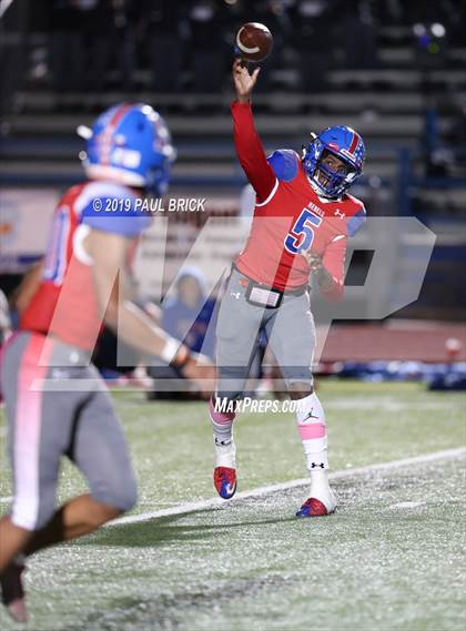 Thumbnail 1 in Westlake vs Hays photogallery.