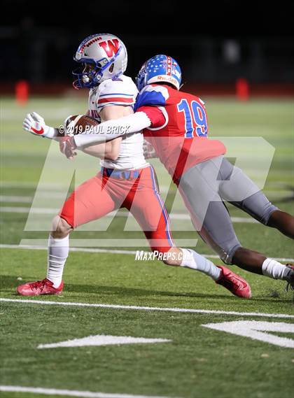 Thumbnail 1 in Westlake vs Hays photogallery.