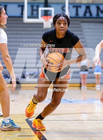 Thumbnail 2 in Central @ Clovis North photogallery.