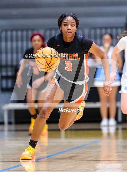 Thumbnail 1 in Central @ Clovis North photogallery.