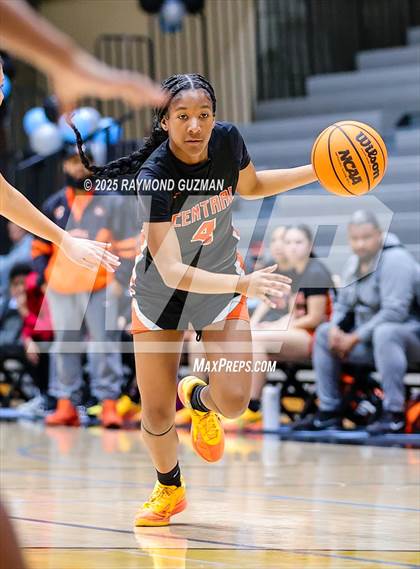 Thumbnail 3 in Central @ Clovis North photogallery.
