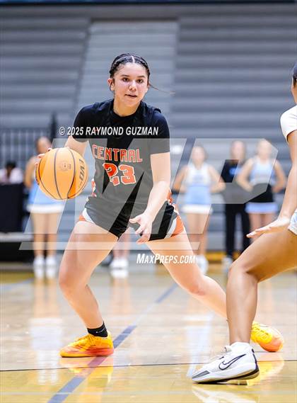 Thumbnail 1 in Central @ Clovis North photogallery.