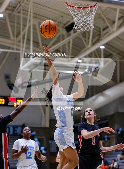 Thumbnail 2 in Central @ Clovis North photogallery.