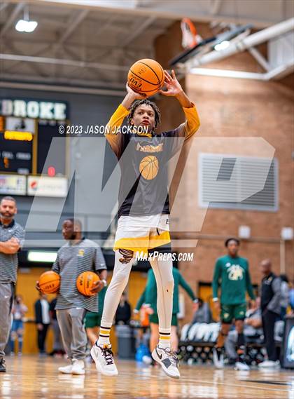 Thumbnail 3 in Pinecrest vs Fairmont (Robeson County Shootout) photogallery.