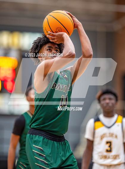 Thumbnail 3 in Pinecrest vs Fairmont (Robeson County Shootout) photogallery.