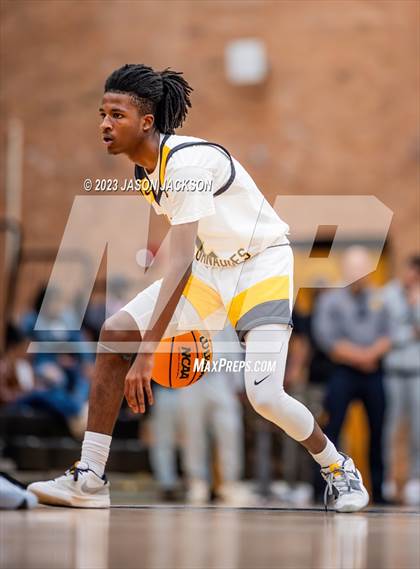 Thumbnail 2 in Pinecrest vs Fairmont (Robeson County Shootout) photogallery.