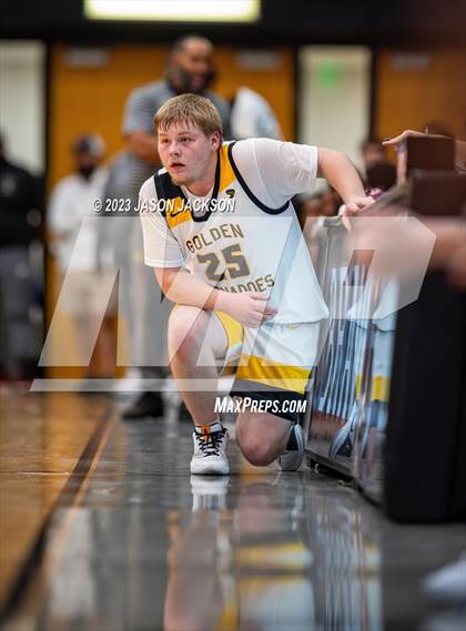 Thumbnail 3 in Pinecrest vs Fairmont (Robeson County Shootout) photogallery.