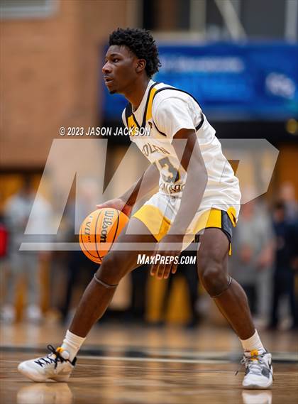 Thumbnail 1 in Pinecrest vs Fairmont (Robeson County Shootout) photogallery.