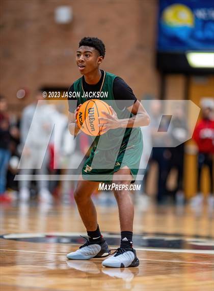Thumbnail 3 in Pinecrest vs Fairmont (Robeson County Shootout) photogallery.