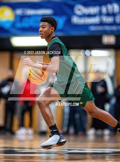 Thumbnail 2 in Pinecrest vs Fairmont (Robeson County Shootout) photogallery.