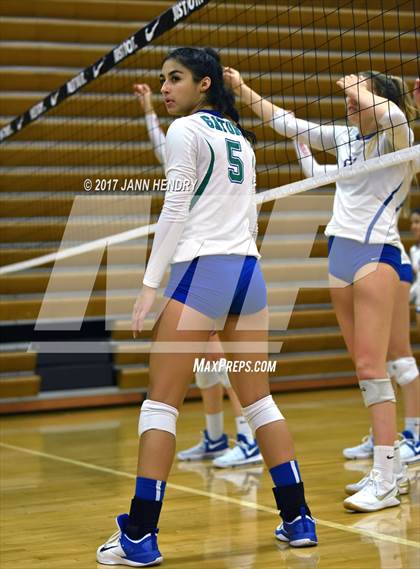 Thumbnail 1 in St. Ignatius vs. Green Valley (Durango Fall Classic) photogallery.