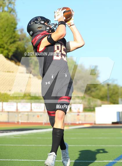 Thumbnail 2 in Oaks vs Chaminade <B>Wrong Year</B> photogallery.