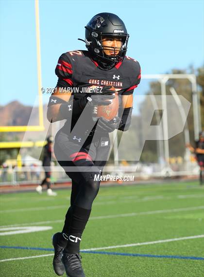 Thumbnail 1 in Oaks vs Chaminade <B>Wrong Year</B> photogallery.