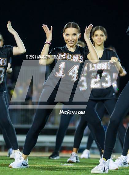 Thumbnail 2 in Oaks vs Chaminade <B>Wrong Year</B> photogallery.