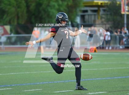 Thumbnail 3 in Oaks vs Chaminade <B>Wrong Year</B> photogallery.