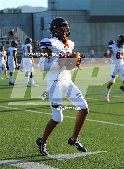 Thumbnail 1 in Oaks vs Chaminade <B>Wrong Year</B> photogallery.