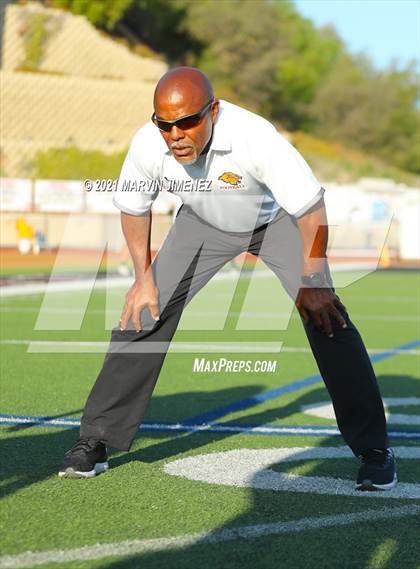 Thumbnail 1 in Oaks vs Chaminade <B>Wrong Year</B> photogallery.