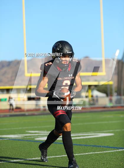 Thumbnail 1 in Oaks vs Chaminade <B>Wrong Year</B> photogallery.