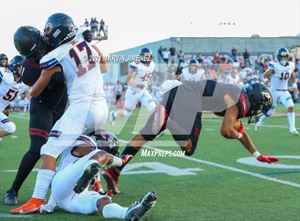 Thumbnail 2 in Oaks vs Chaminade <B>Wrong Year</B> photogallery.