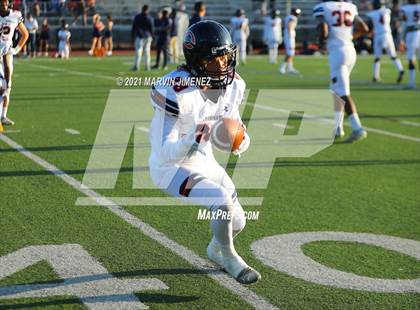 Thumbnail 1 in Oaks vs Chaminade <B>Wrong Year</B> photogallery.