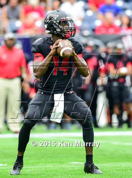 Thumbnail 3 in Langham Creek vs Klein Oak photogallery.