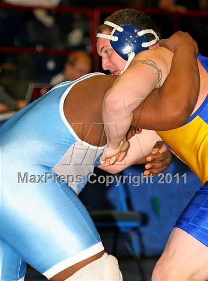Thumbnail 3 in NYSPHSAA D1 Championships (145-285 Semifinals) photogallery.