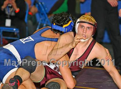 Thumbnail 3 in NYSPHSAA D1 Championships (145-285 Semifinals) photogallery.