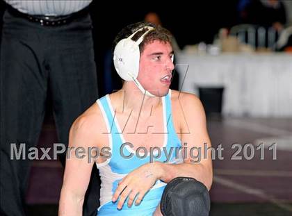 Thumbnail 1 in NYSPHSAA D1 Championships (145-285 Semifinals) photogallery.