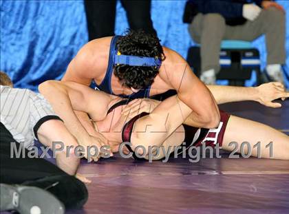 Thumbnail 2 in NYSPHSAA D1 Championships (145-285 Semifinals) photogallery.