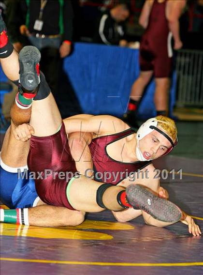 Thumbnail 3 in NYSPHSAA D1 Championships (145-285 Semifinals) photogallery.