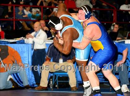 Thumbnail 3 in NYSPHSAA D1 Championships (145-285 Semifinals) photogallery.