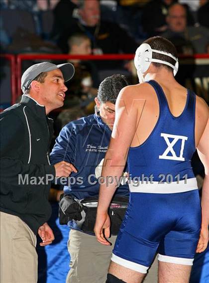 Thumbnail 1 in NYSPHSAA D1 Championships (145-285 Semifinals) photogallery.