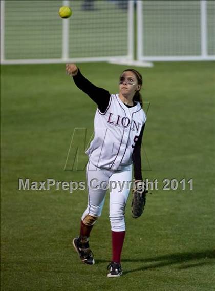 Thumbnail 1 in South Hills vs. Oaks Christian (CIF SS D3 Final) photogallery.