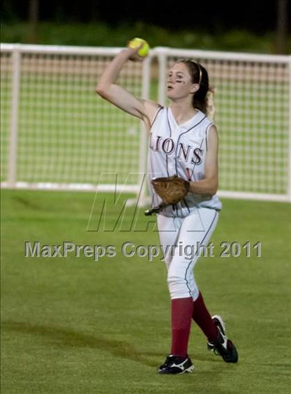 Thumbnail 2 in South Hills vs. Oaks Christian (CIF SS D3 Final) photogallery.