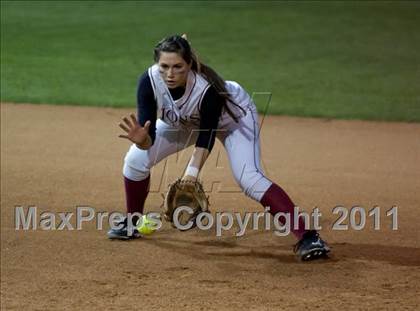 Thumbnail 3 in South Hills vs. Oaks Christian (CIF SS D3 Final) photogallery.