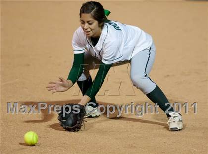 Thumbnail 1 in South Hills vs. Oaks Christian (CIF SS D3 Final) photogallery.