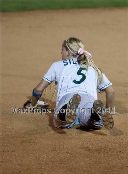 Thumbnail 3 in South Hills vs. Oaks Christian (CIF SS D3 Final) photogallery.
