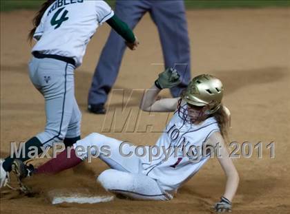 Thumbnail 1 in South Hills vs. Oaks Christian (CIF SS D3 Final) photogallery.