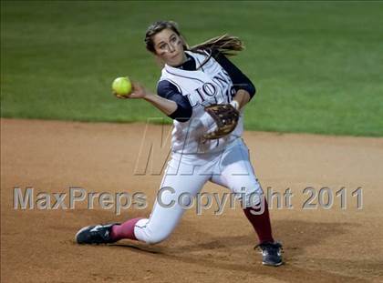 Thumbnail 2 in South Hills vs. Oaks Christian (CIF SS D3 Final) photogallery.
