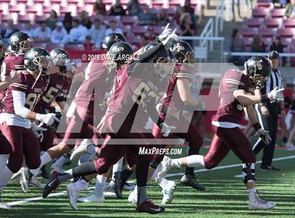 Thumbnail 3 in Lone Peak vs. American Fork (UHSAA 5A Semifinal) photogallery.