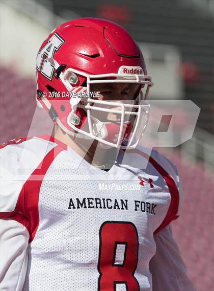 Thumbnail 2 in Lone Peak vs. American Fork (UHSAA 5A Semifinal) photogallery.