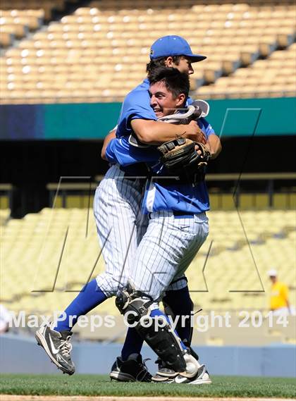 Thumbnail 2 in Bishop Amat vs. Palm Desert (CIF-SS D3 Final) photogallery.