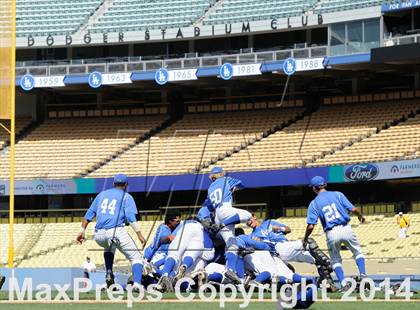 Thumbnail 2 in Bishop Amat vs. Palm Desert (CIF-SS D3 Final) photogallery.